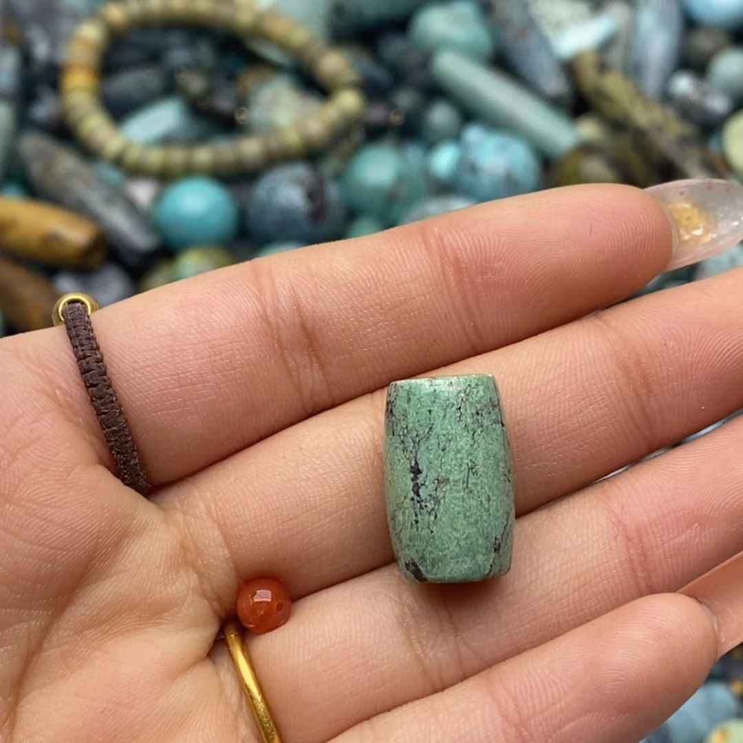 南红玛瑙未镶嵌珠宝奇石