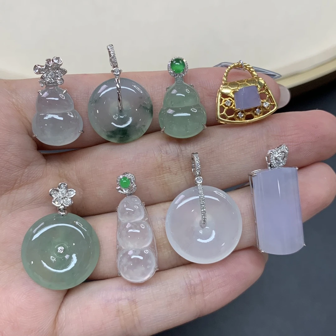 【小雪臻选】翡翠吊坠-18K金-多样性发其一-R17|CXQ21