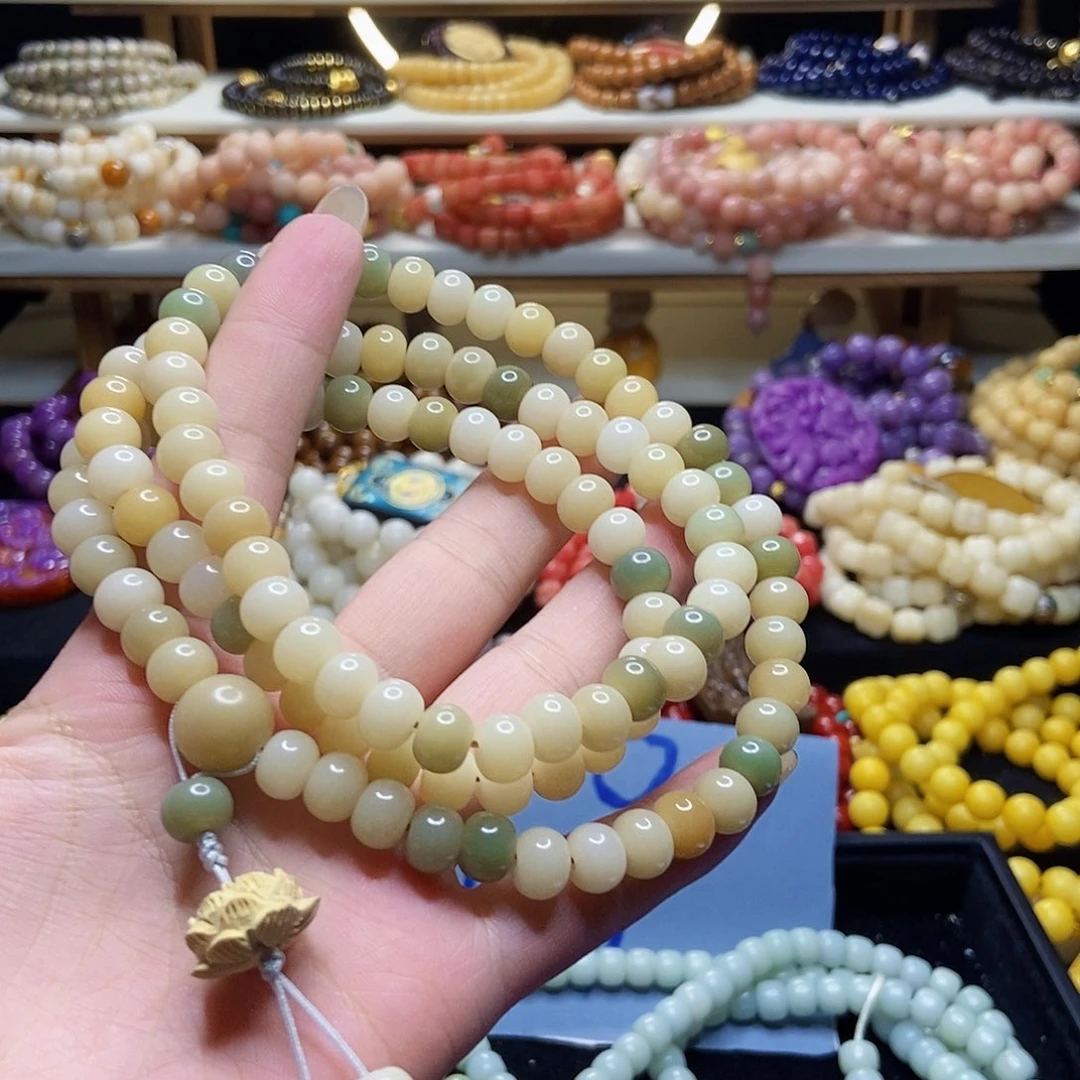 佛心果吊坠L****a菩提果