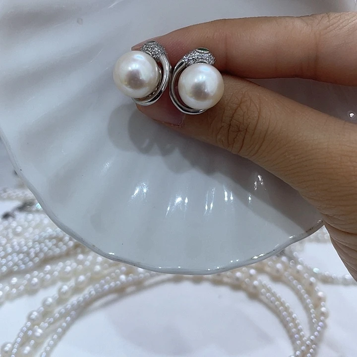 银S925镶嵌耳饰淡水珍珠