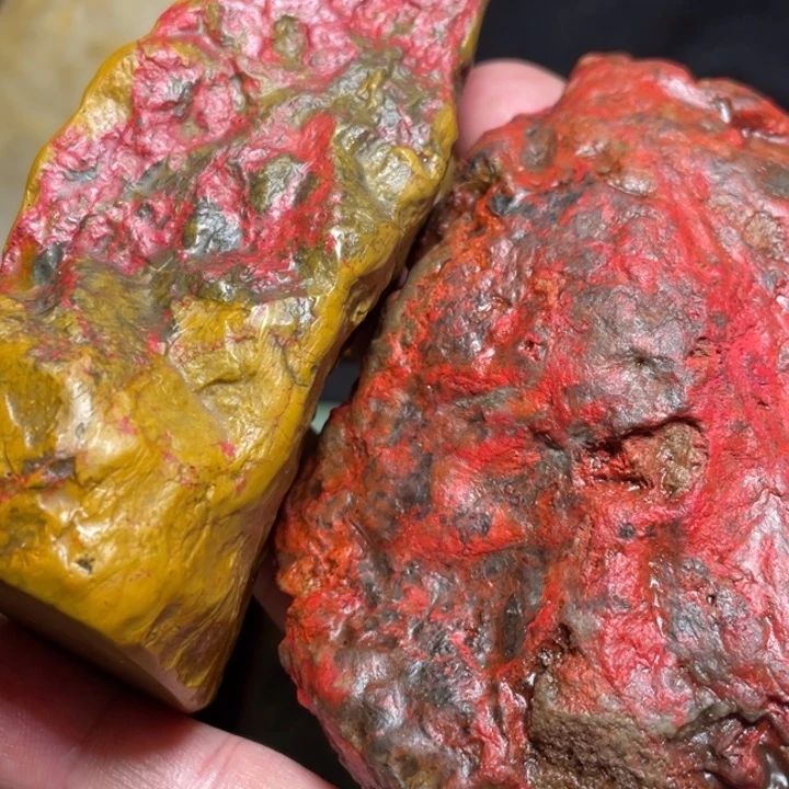 田黄石用****82个昌化鸡血石