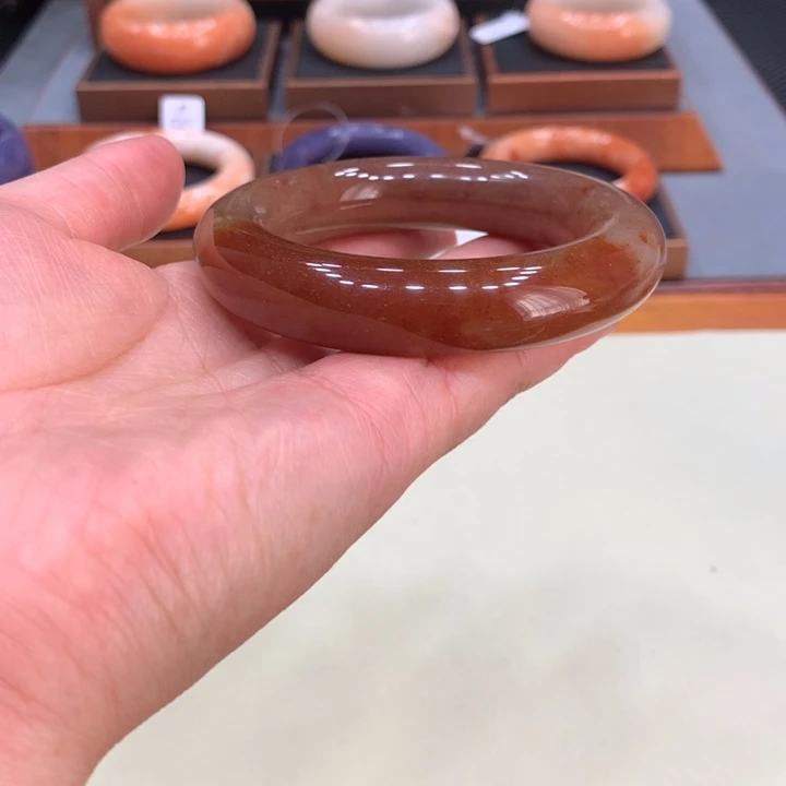 合金手镯石英质玉（佘太翠）