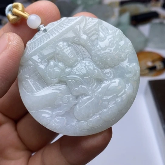 翡翠未镶嵌颈饰翡翠