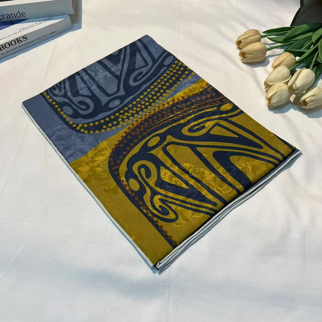 110花萝方巾-珠帘四合 双面105cm丝巾