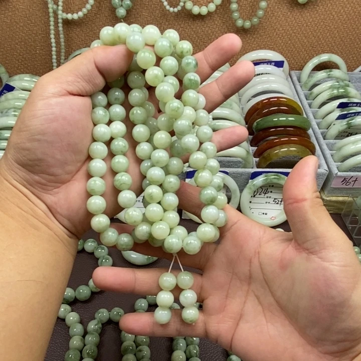 蛇纹石玉未镶嵌手链