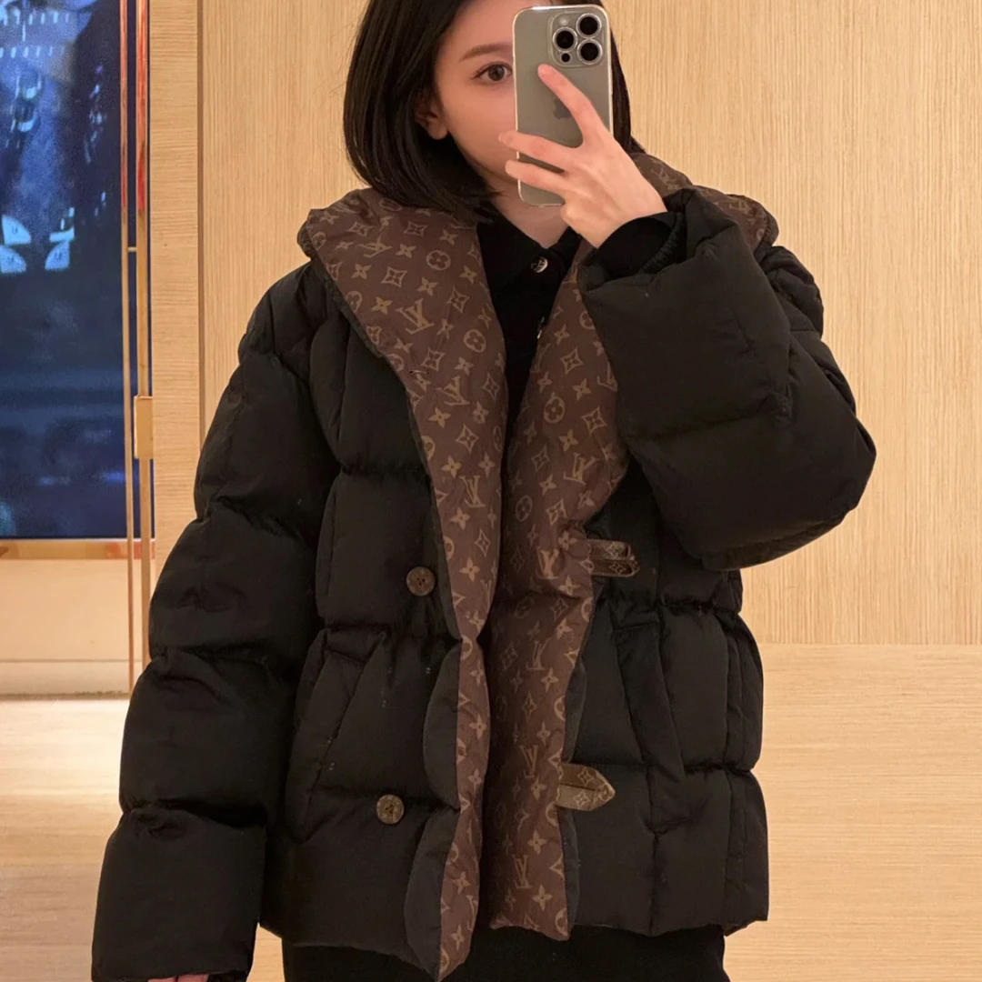 95新 LouisVuitton/路易威登  AA3482 聚酯 老花连帽外套 40码