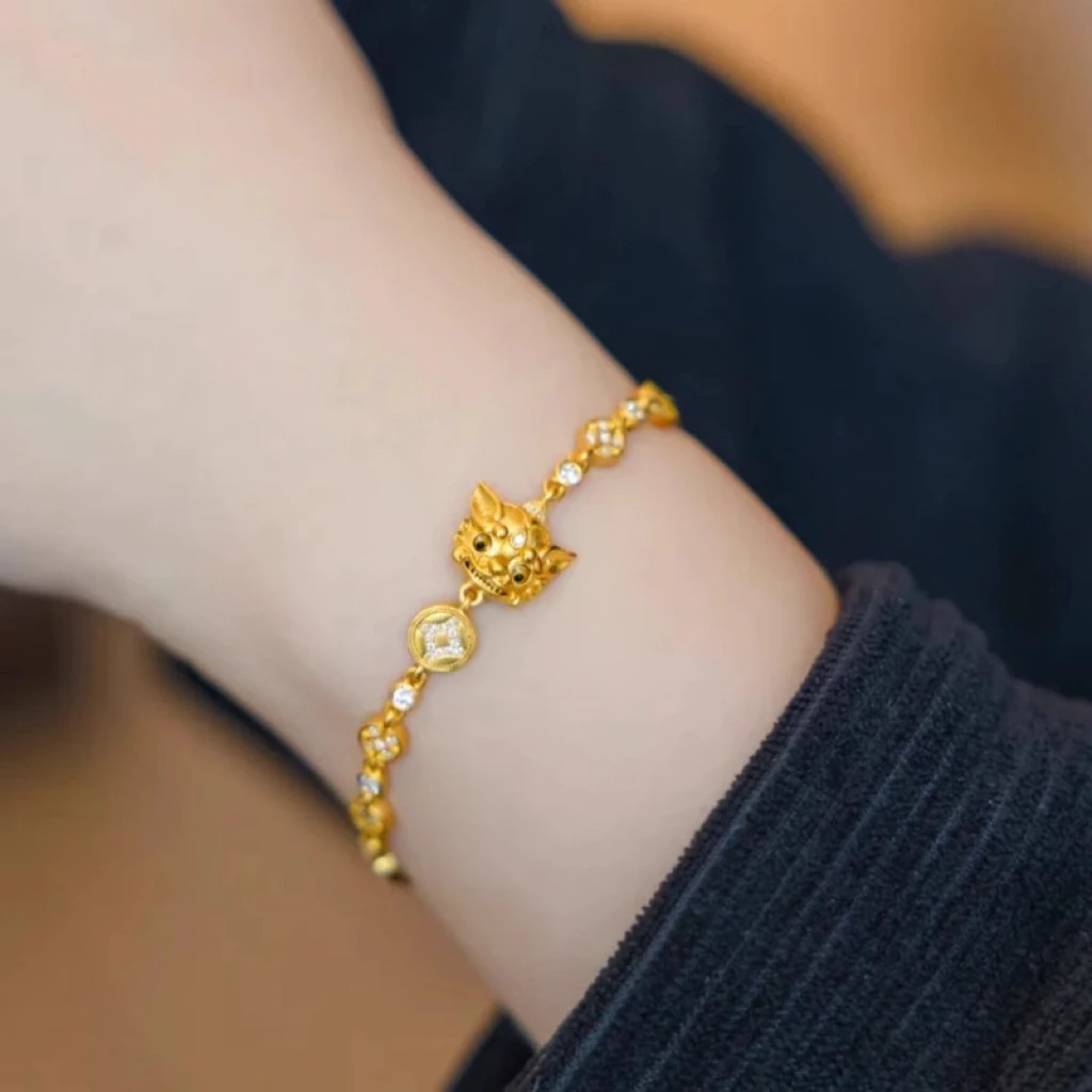 铜合金手链 轻奢时尚镶钻招财貔貅手链女款高级感百搭手链