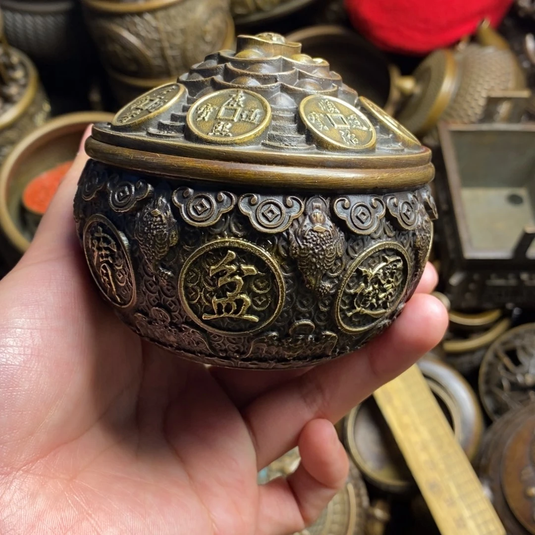 精美铜器做工精良