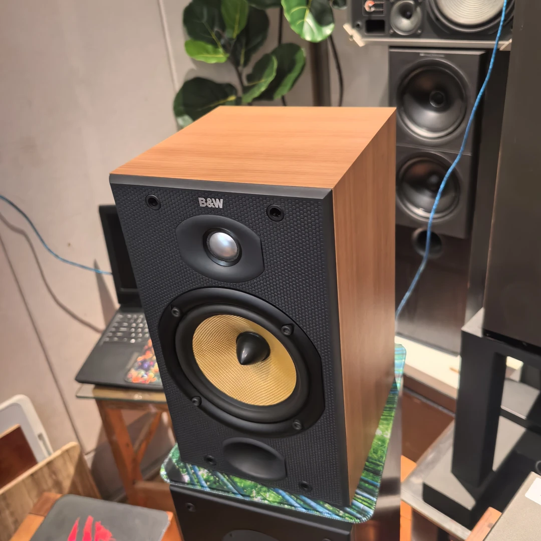 8新  二手宝华音箱 运费自理不支持7天无理由退换货