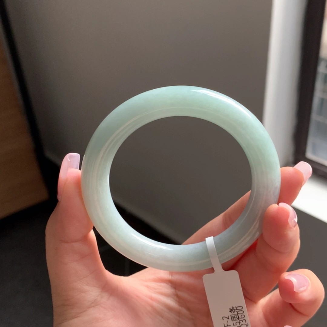 翡翠手镯未镶嵌3 55浅绿胖圆