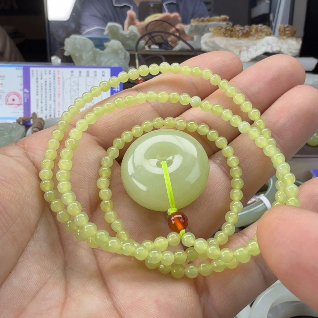 和田玉（糖玉）未镶嵌手镯