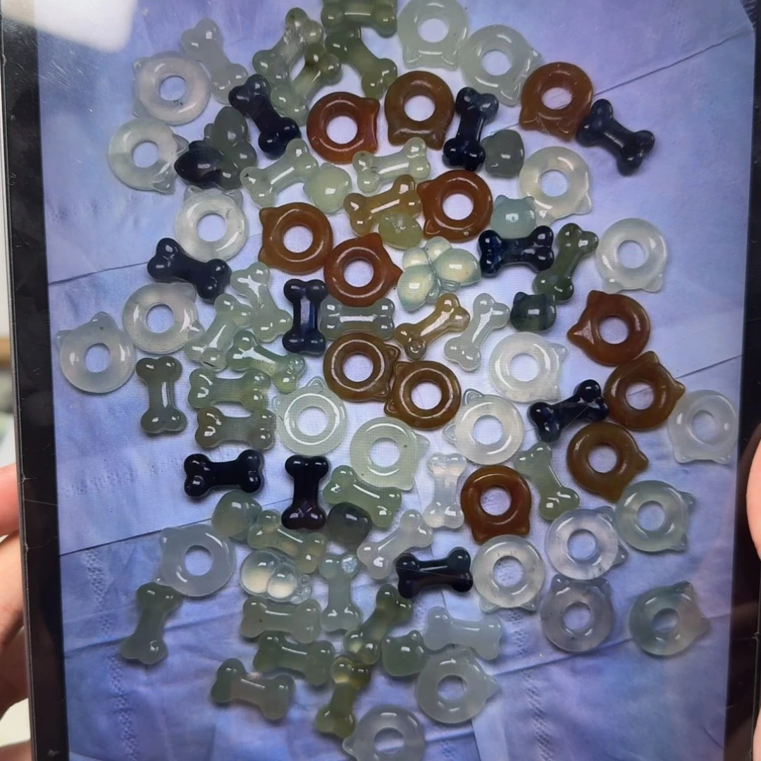 蛇纹石玉晚上上新 点关注进粉丝群第一时间抢未镶嵌