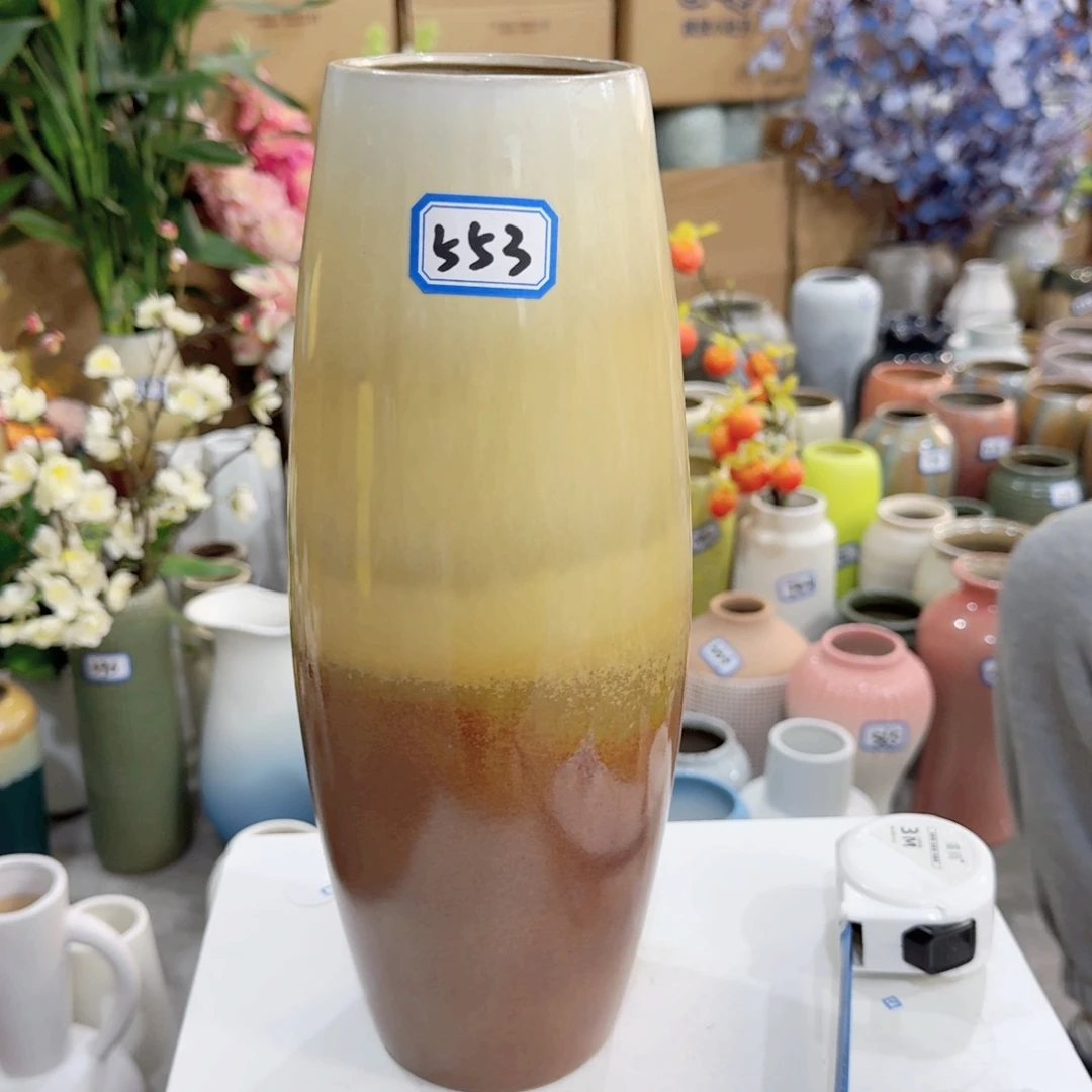 553号陶瓷高31厘米微瑕一个