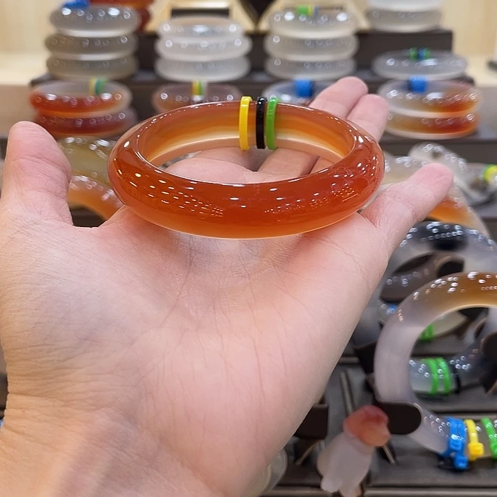 玛瑙/玉髓未镶嵌手镯26