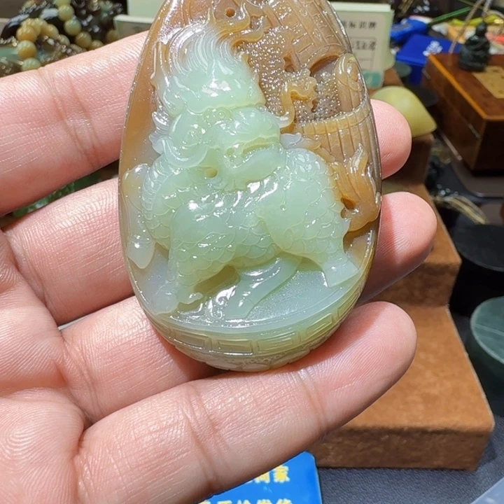 未镶嵌和田玉把件