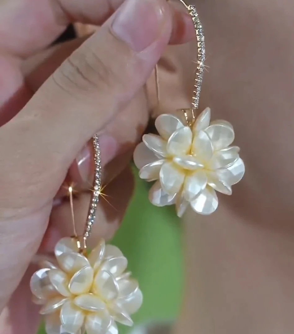 铜合金树脂耳饰 甜美拼色女白色日韩植物花卉耳环轻奢耳饰