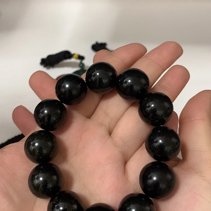 翡翠未镶嵌颈饰卡18