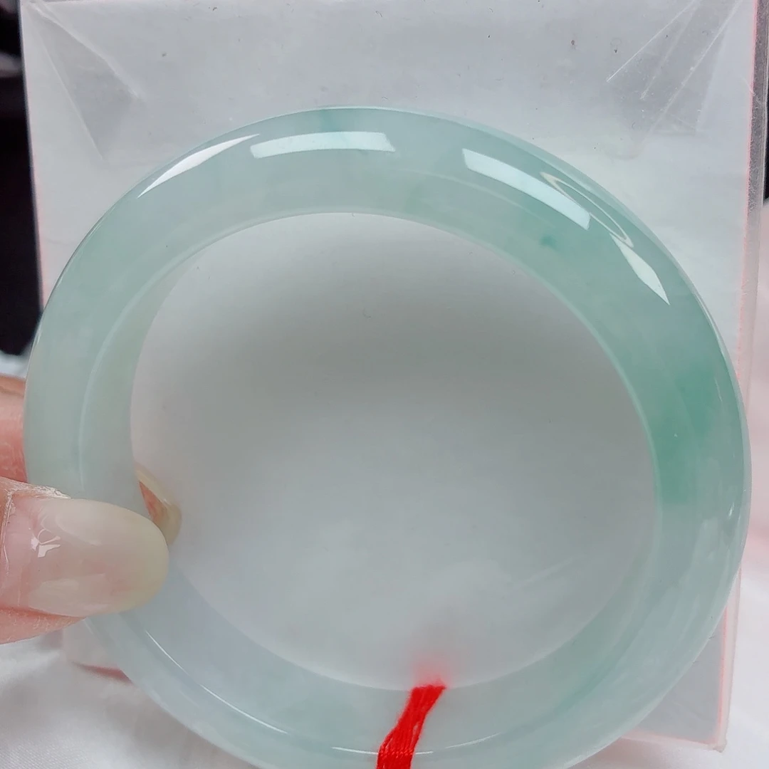 未镶嵌手镯翡翠56+