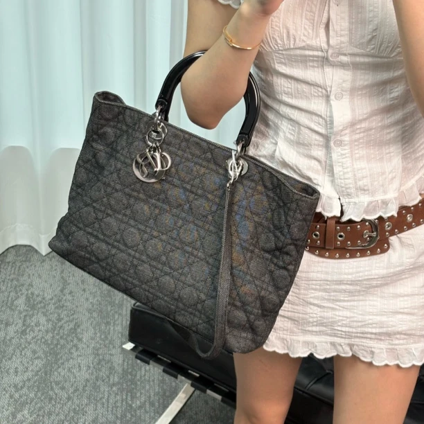 95新 DIOR/迪奥 灰色单宁戴妃托特手提斜挎包jb