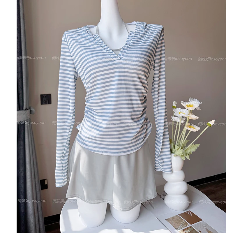 分体泳衣女长袖2025新款带帽罩衫保守运动三件套海边度假温泉泳装