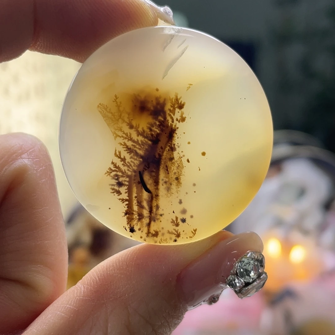 玛瑙/玉髓未镶嵌珠宝奇石