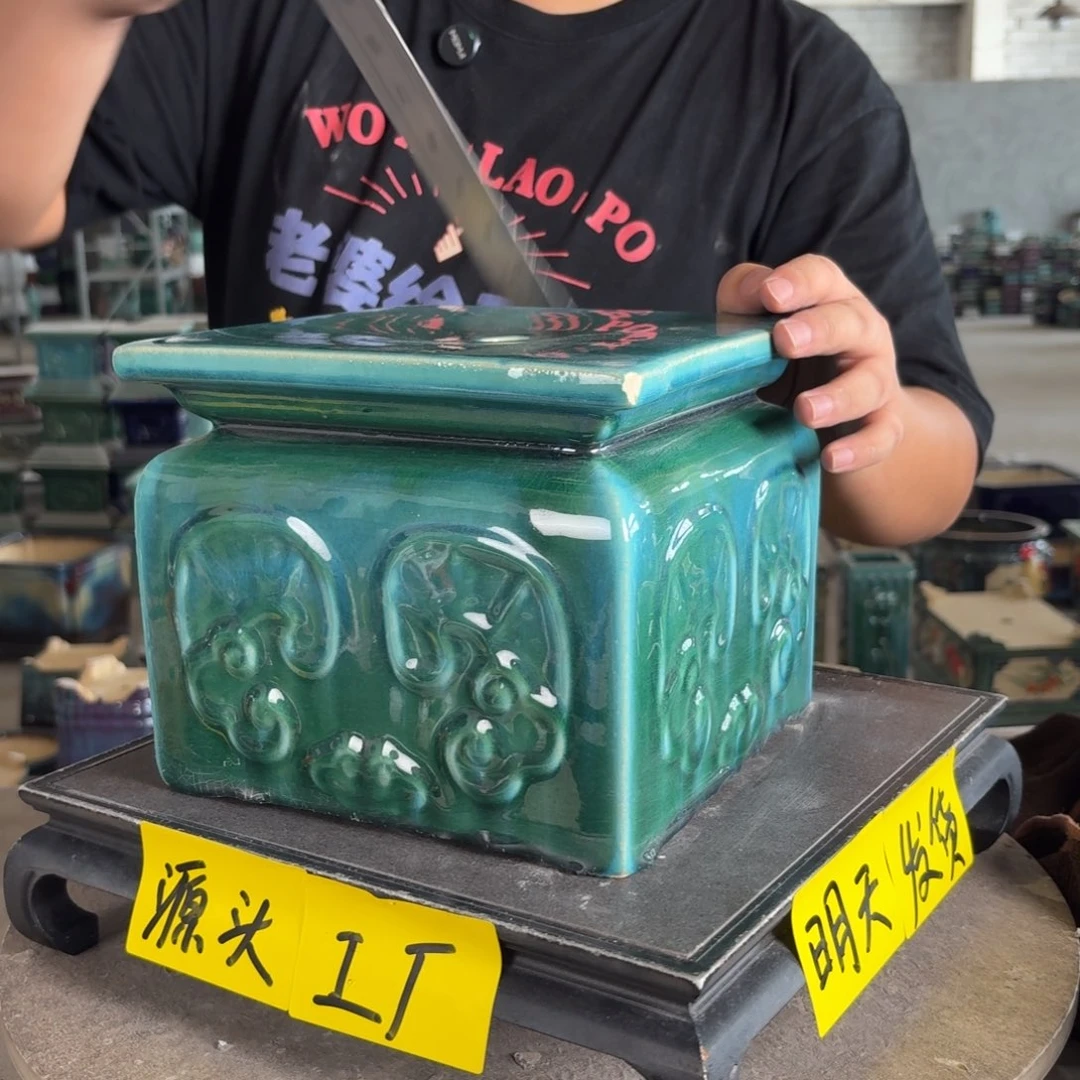 。一风堂石湾花盆 瑕疵磕碰 面宽20高17