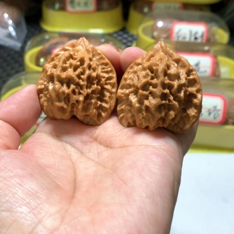 吊坠文玩核桃玄月