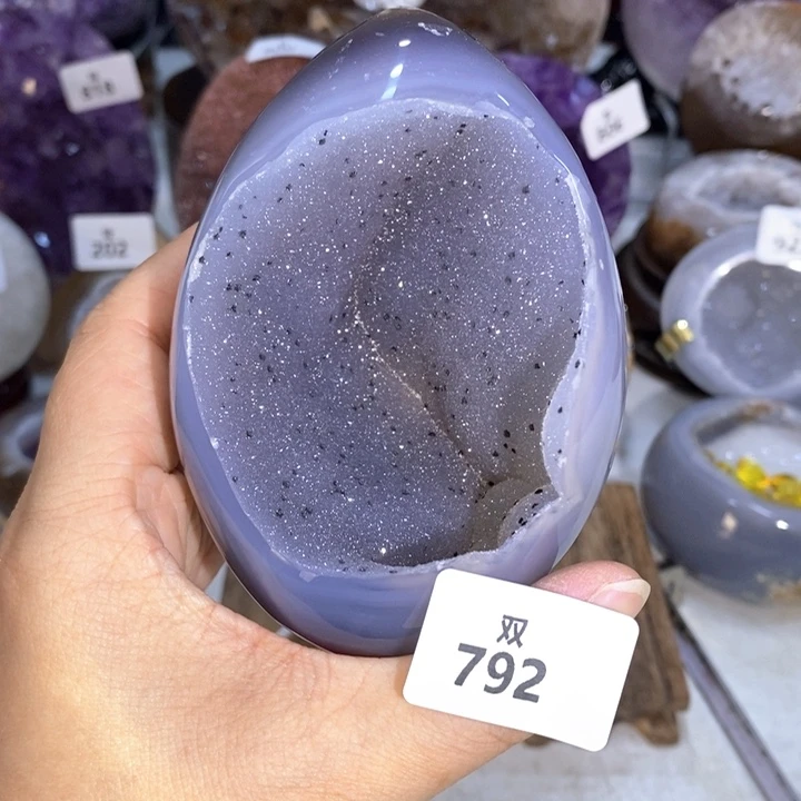 未镶嵌水晶大型摆件（非配饰）