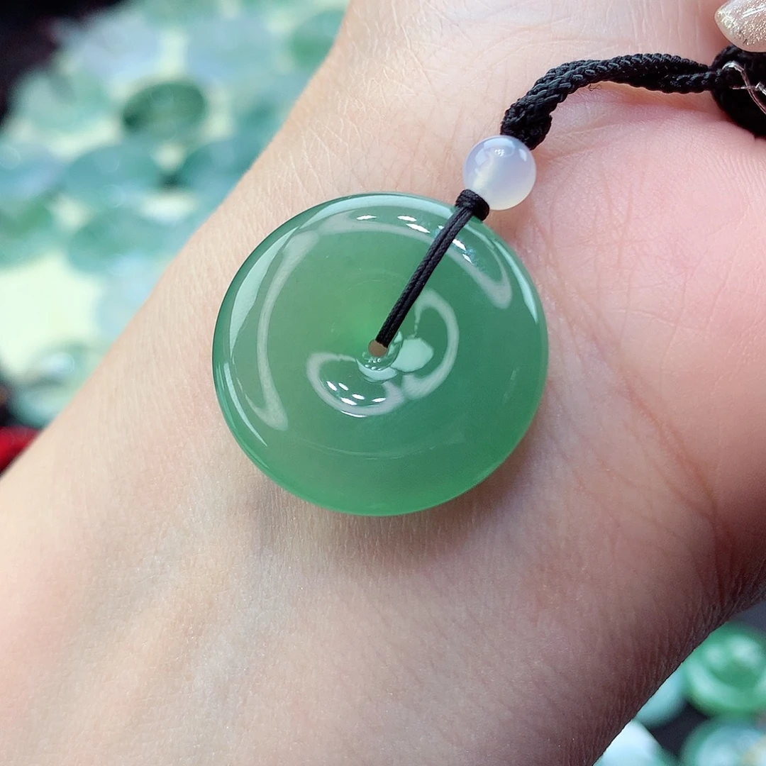 翡翠颈饰未镶嵌52尺寸23.7-4.9