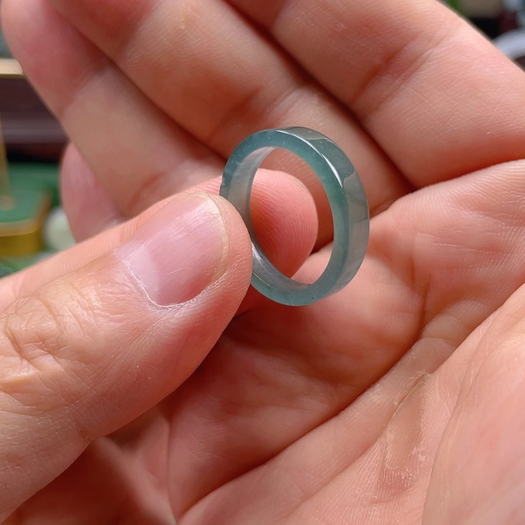 翡翠戒圈未镶嵌天然