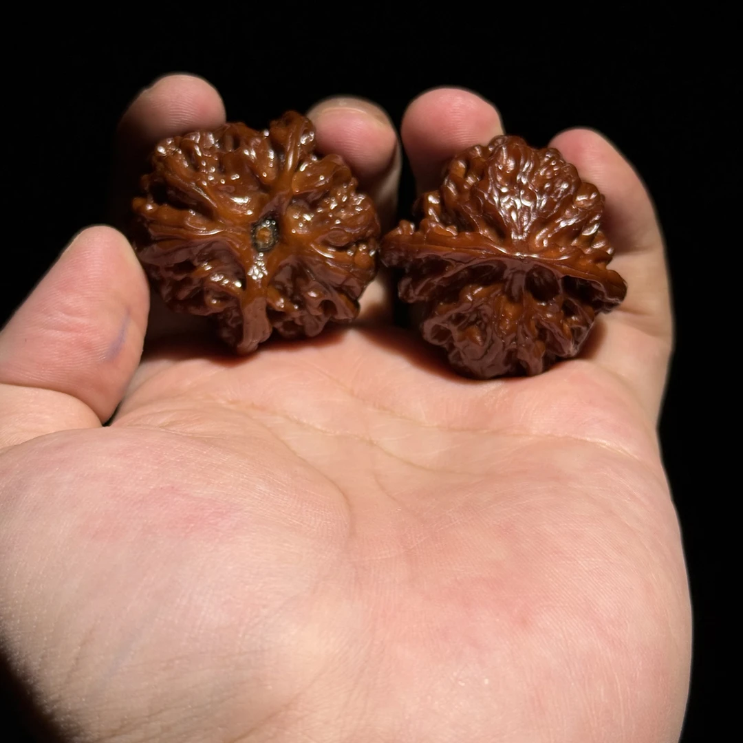 【回血核桃一对嗨包嗨包】信任无价（图片仅供参考）