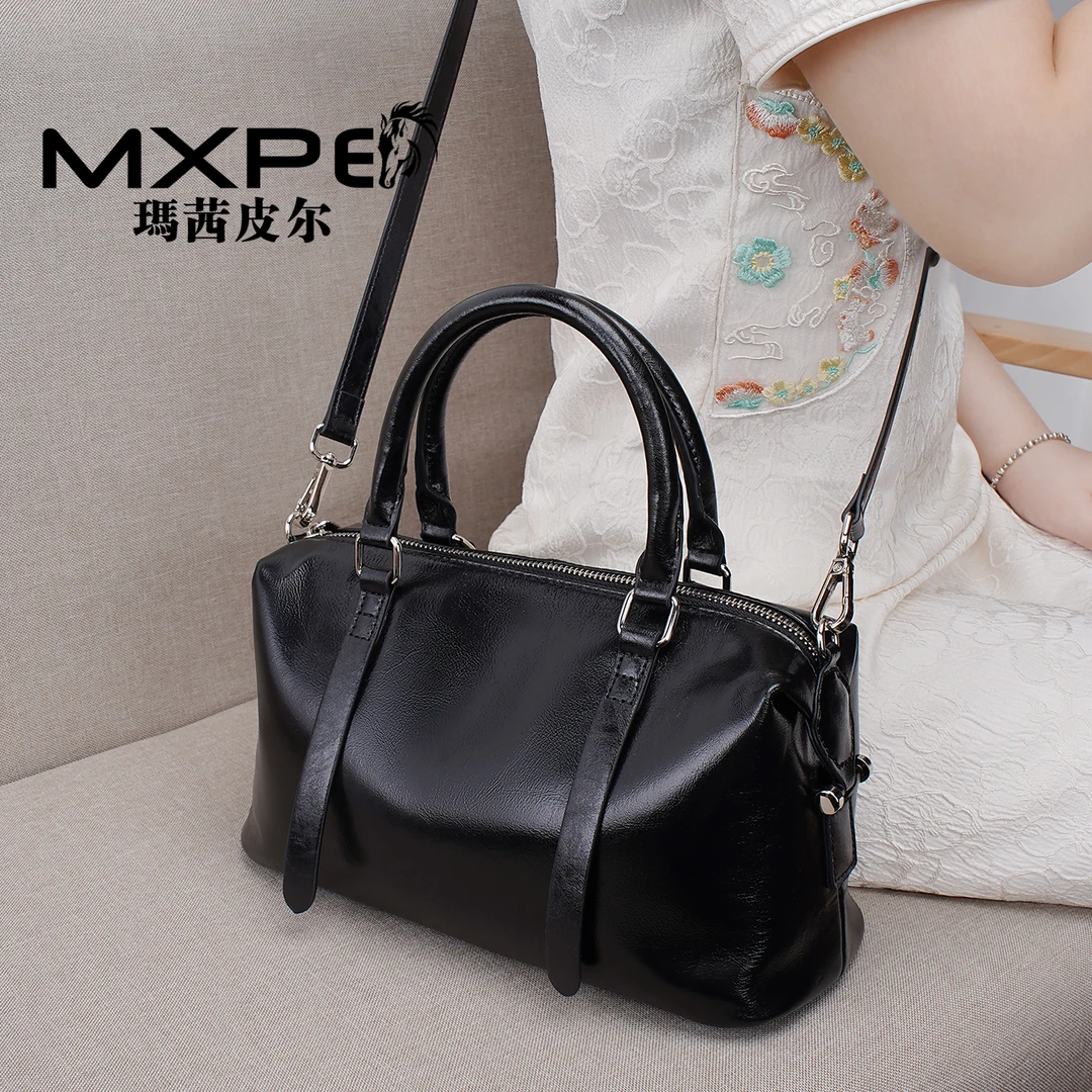 女士斜挎包2025新款植鞣牛皮波士顿包包大容量枕头包高级感手提包