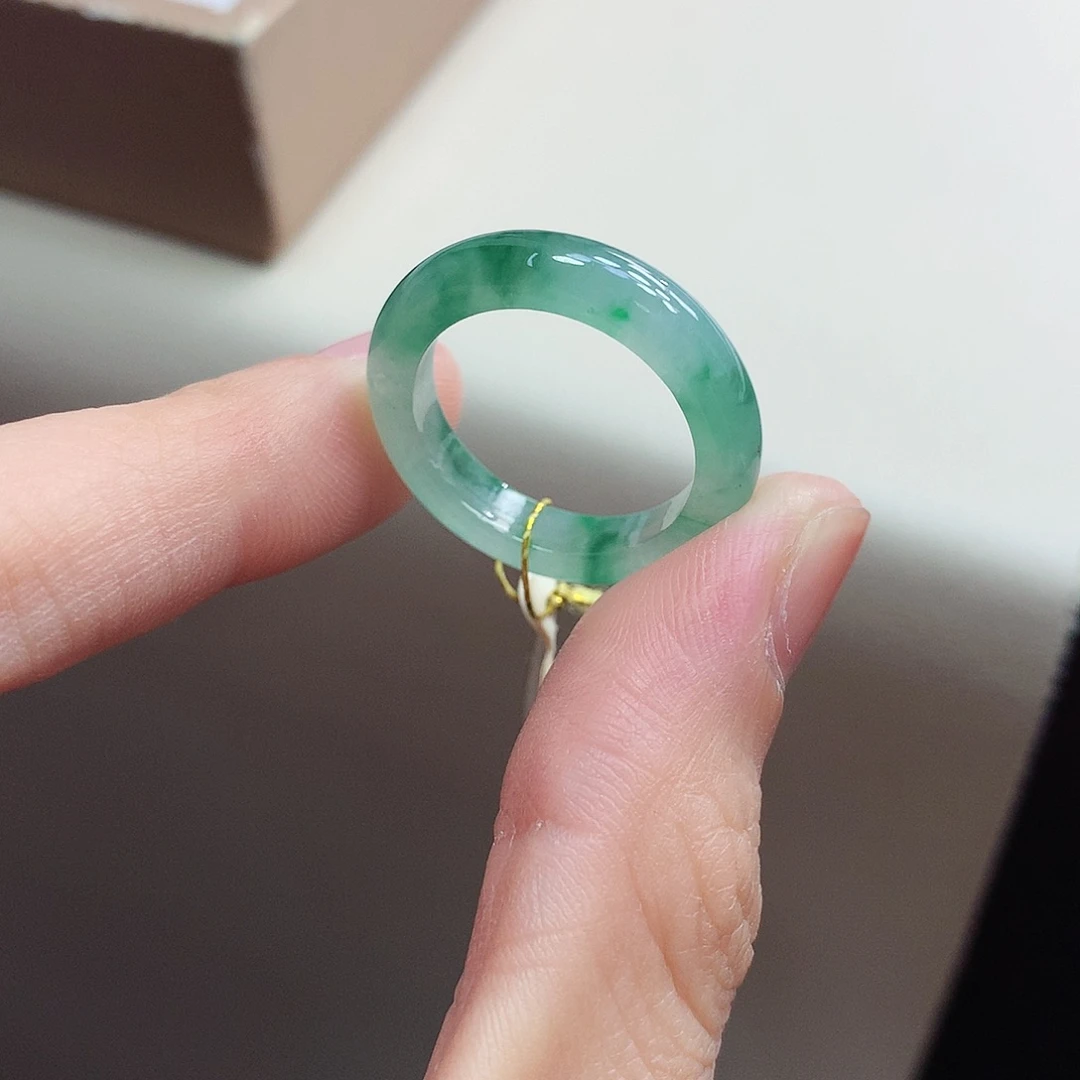 翡翠戒指未镶嵌17号