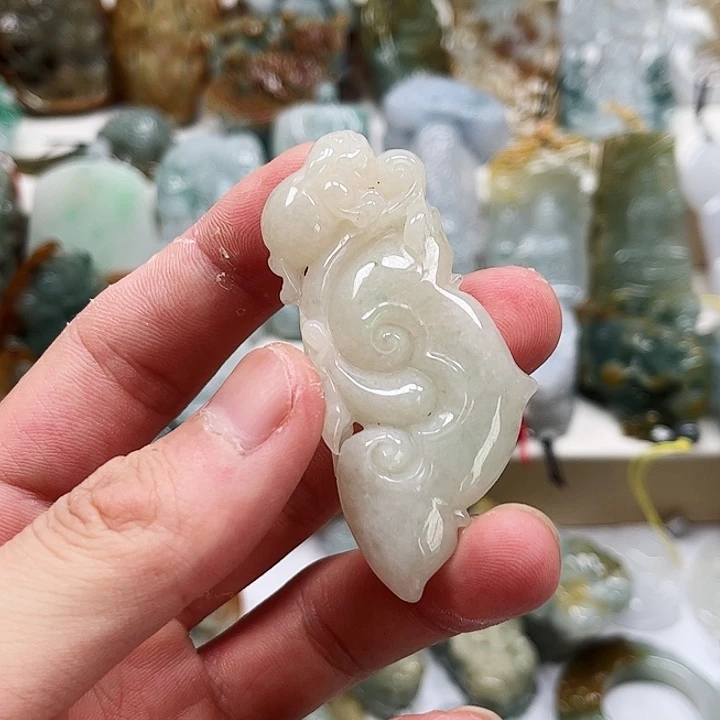 定制翡翠未镶嵌翡翠