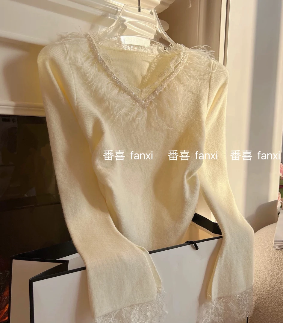 轻奢重工气质温柔风喇叭袖蕾丝拼接羽毛串珠修身针织打底衫上衣