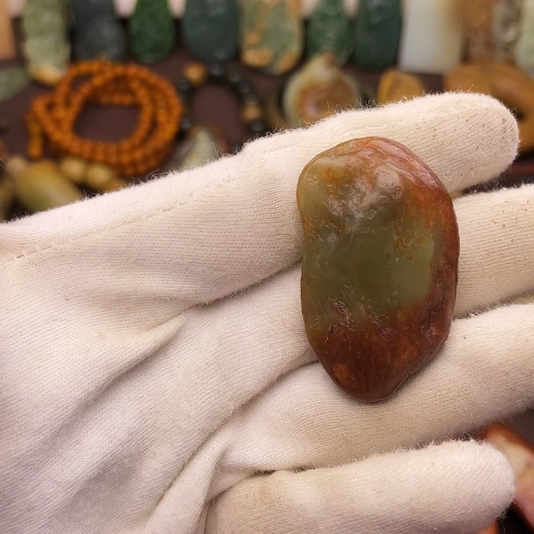 岫岩河磨玉（透闪石质玉）未镶嵌颈饰