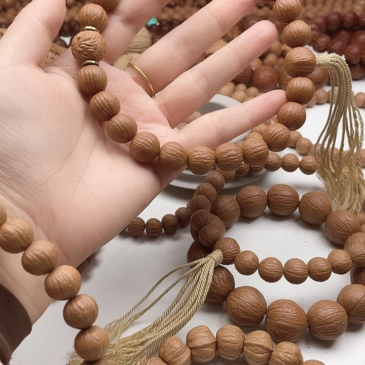 唐***角猴头核桃吊坠猴头