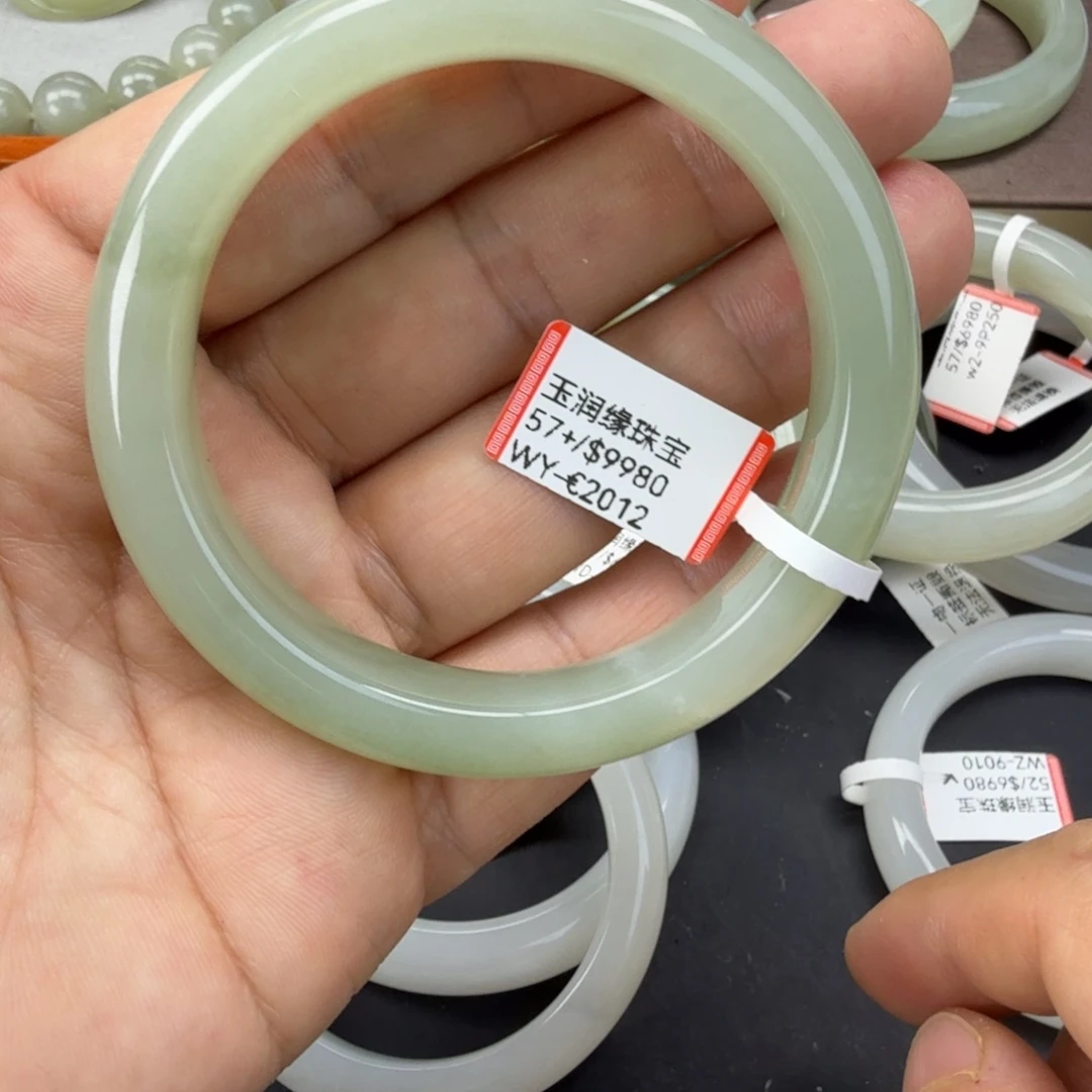 和田玉（糖玉）未镶嵌手链