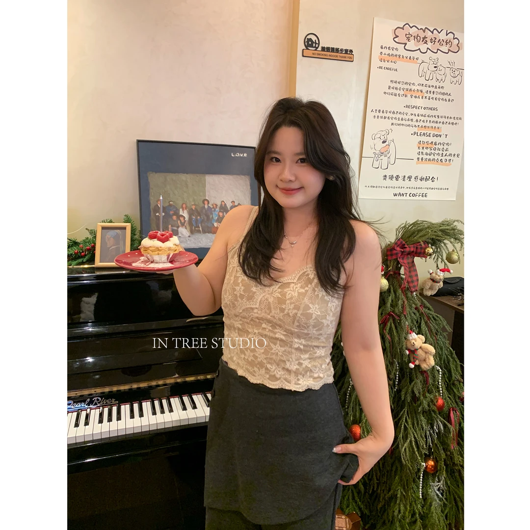 InTree张桶桶【罗曼莉斯】法式提花蕾丝百搭时髦纯欲美背ST6088