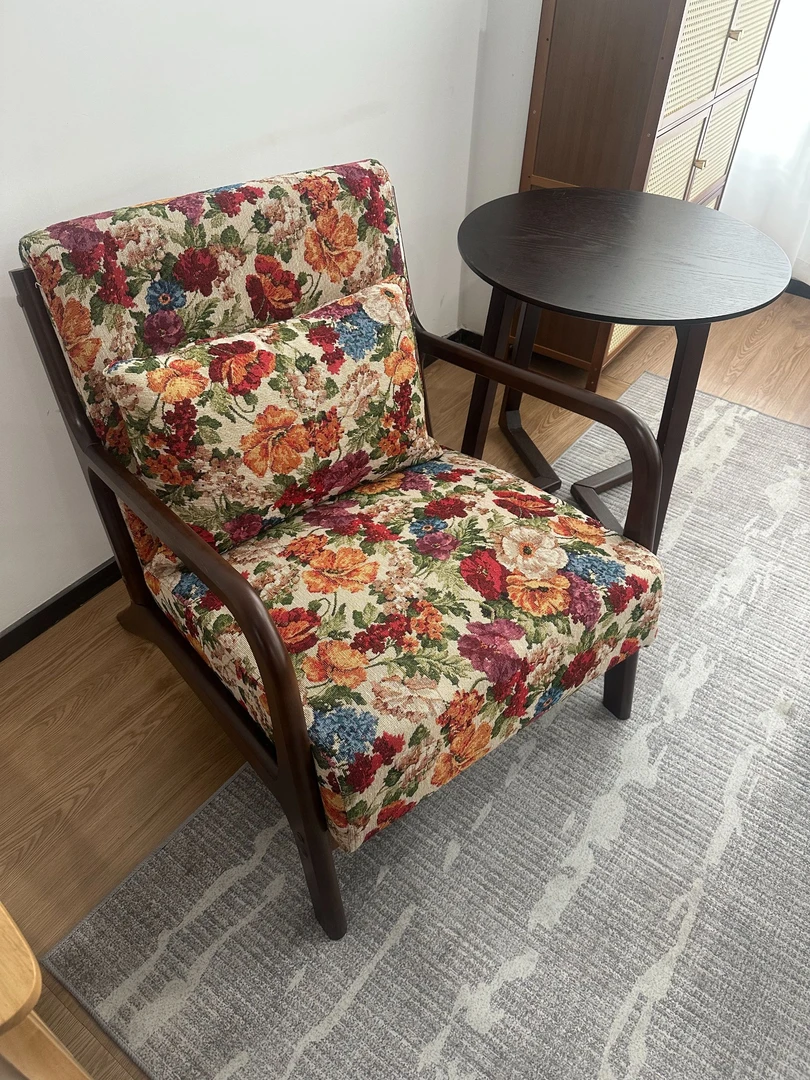 卧室懒人沙发单人椅实木酒店阳台小户型布艺北欧休闲日式双人组合