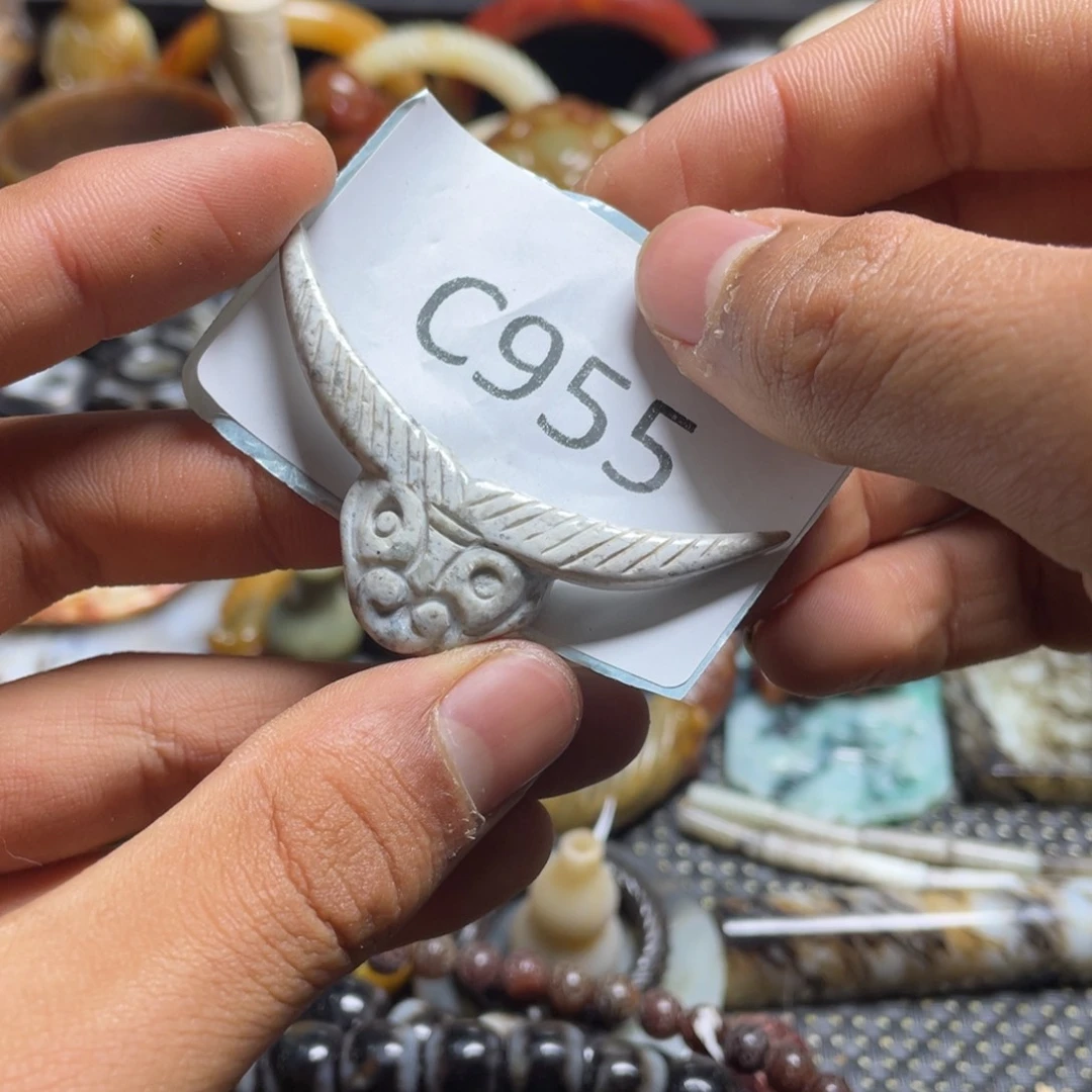 和田玉（糖玉）挂件未镶嵌