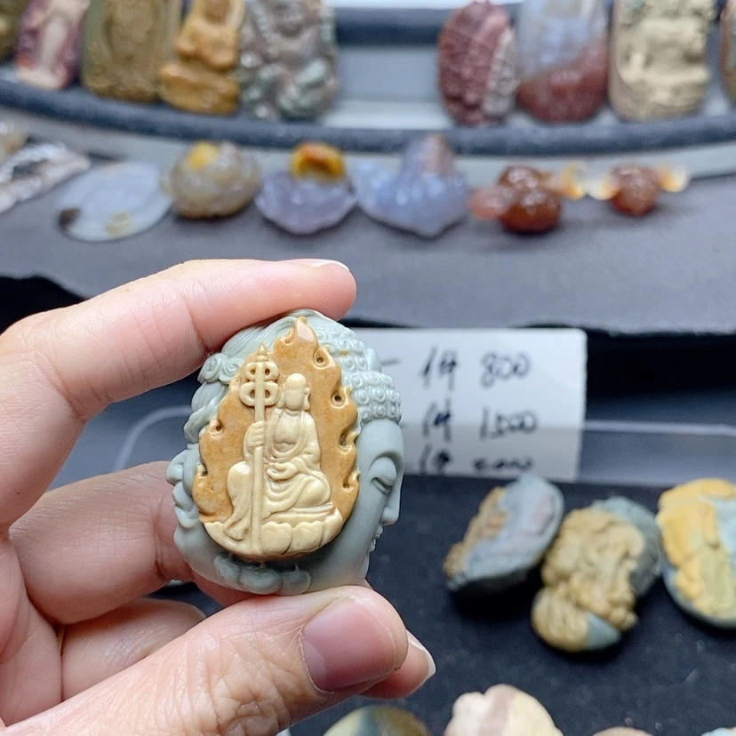 【闪购商品】定制石英质玉吊坠未镶嵌