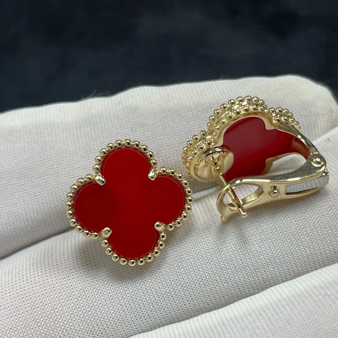 18k金单花红玛瑙耳拍     多样性发一对