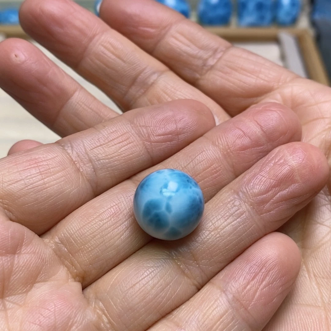 新***关针钠钙石（海纹石）未镶嵌颈饰
