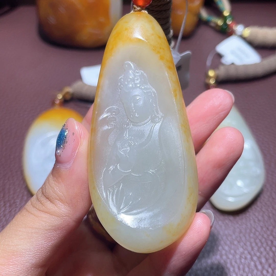 和田玉未镶嵌挂件