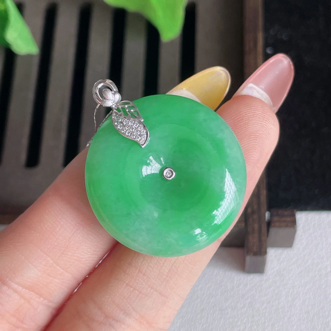 缅甸天然A货翡翠满绿平安扣吊坠18k金镶女款挂件26.5-6自然光实拍