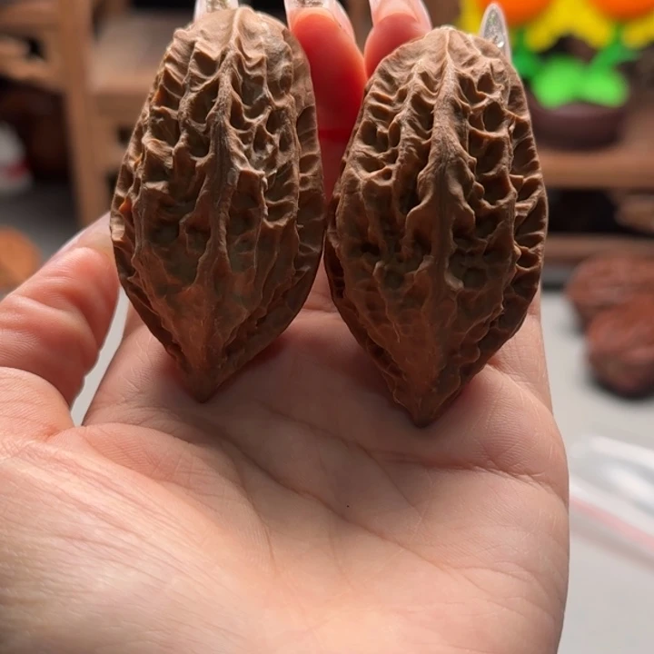 文玩核桃把件关东木子楸百核瑕疵99