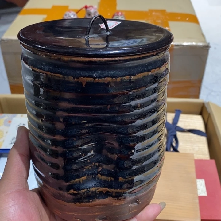 日本淘器水指大漏