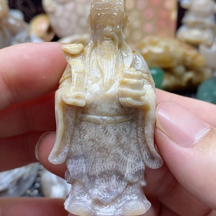 石英质玉颈饰未镶嵌