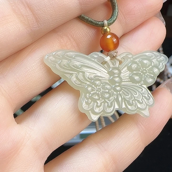 和田玉未镶嵌颈饰定制发货